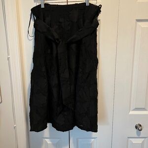 Karl Lagerfeld size 12 skirt